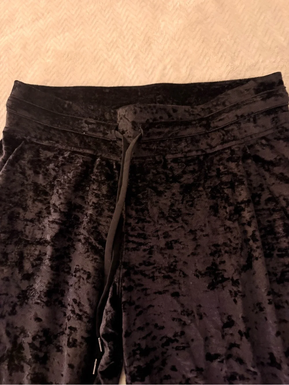 Lululemon Ready to Crush Jogger Black Velvet – Size 8